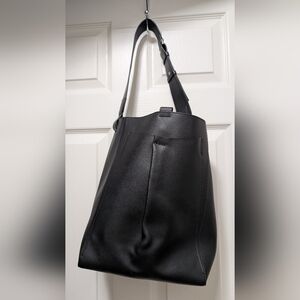 Everlane - The Studio Bag - Black Leather Tote Shoulder